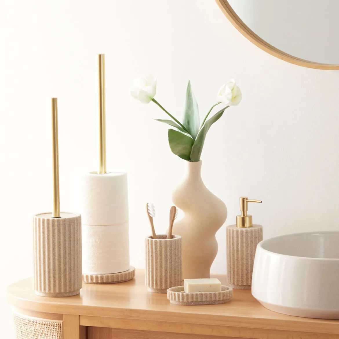Aria Bathroom Accessories