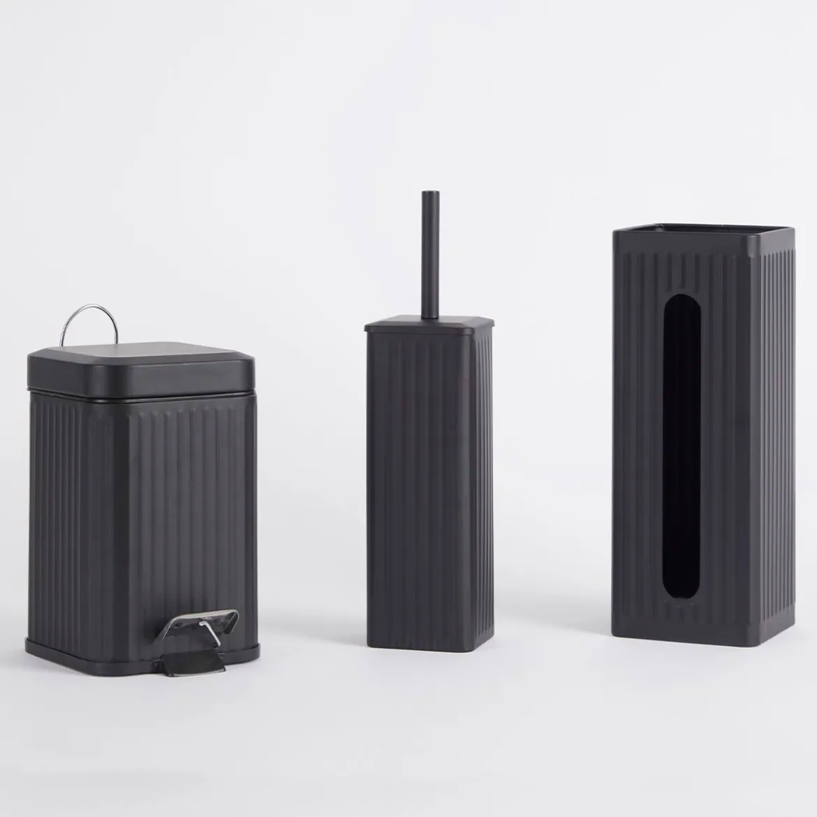 Bodie Black Bathroom Accessories
