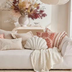 Boucle Shell Cushion