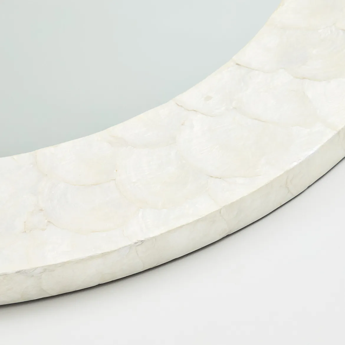 Callia Mirror