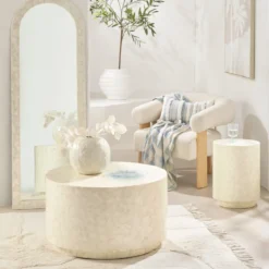 Callia Round Side table