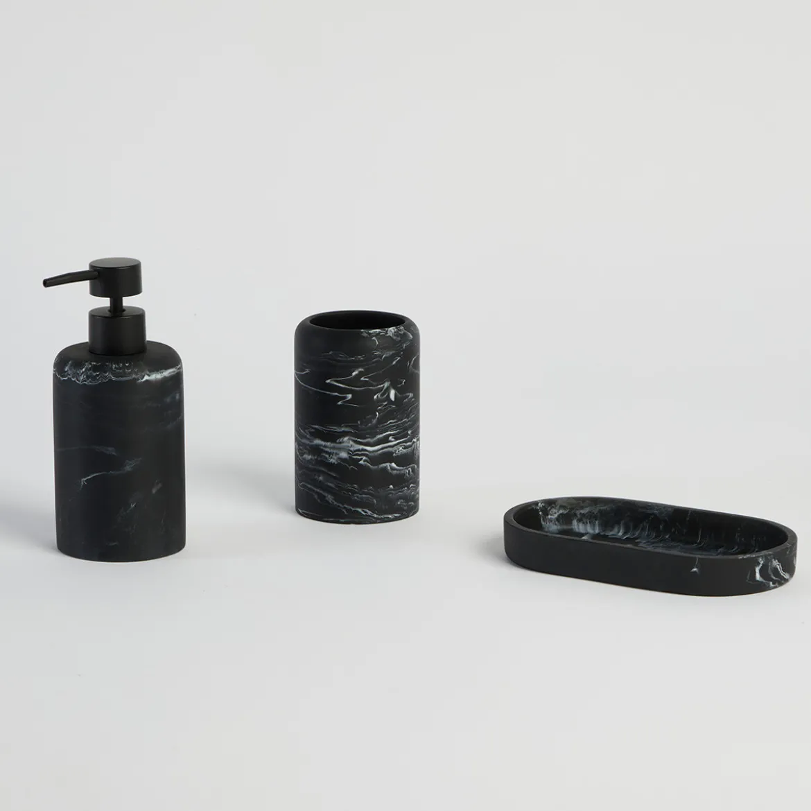 Capri Black 3 Piece Bathroom Set