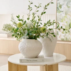 Carla Leaf Vase