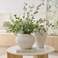 Carla Leaf Vase