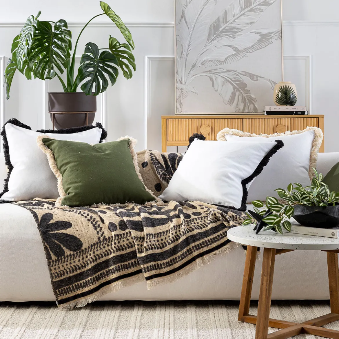 Chester White/Black Fringed Feather Cushion