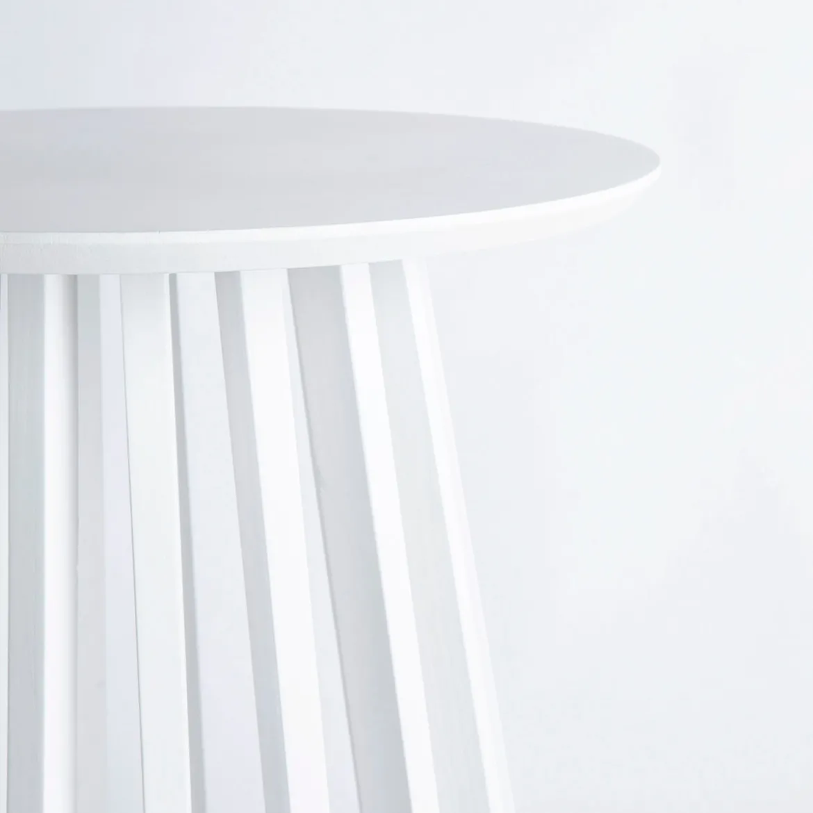 Cilia Side Table