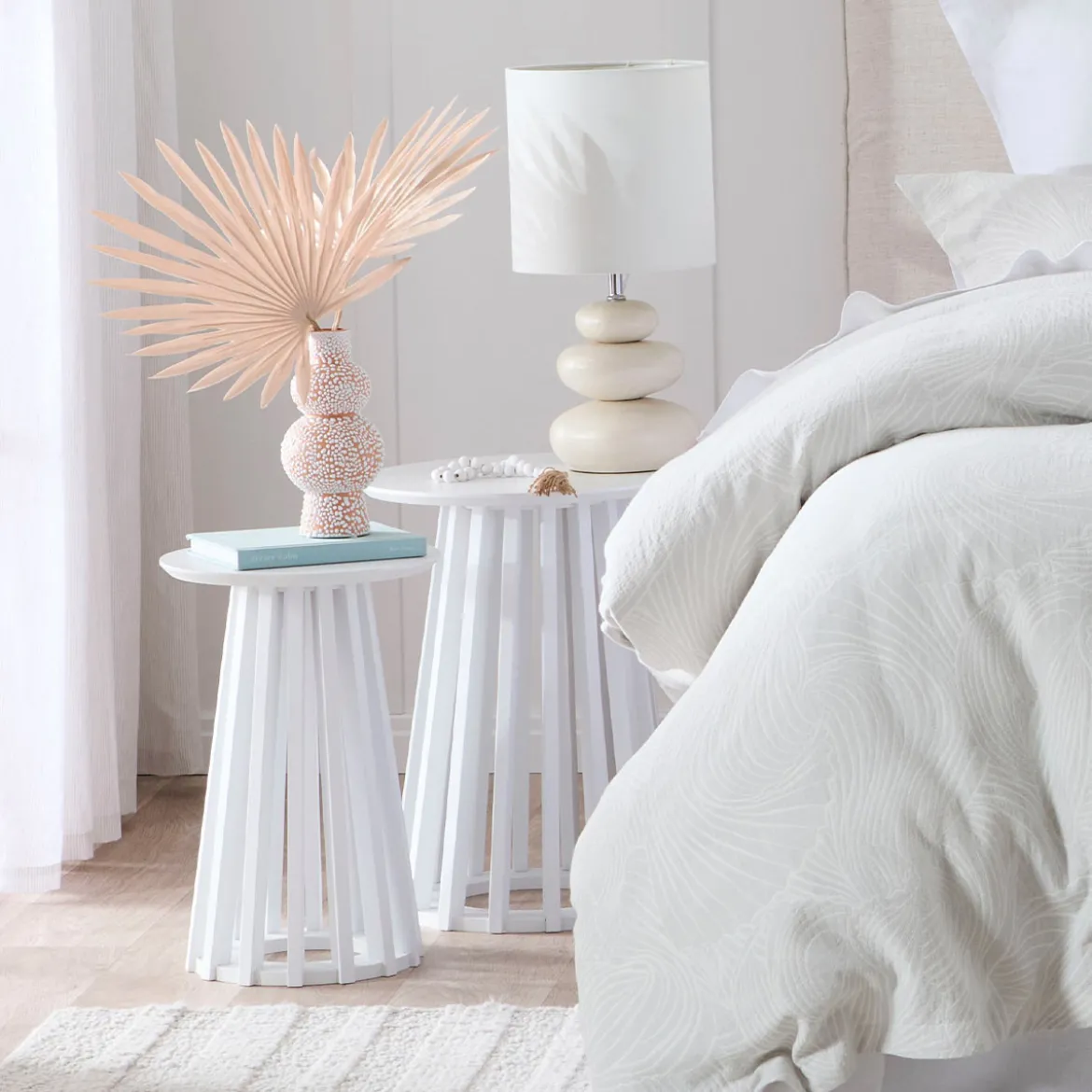 Cilia Side Table