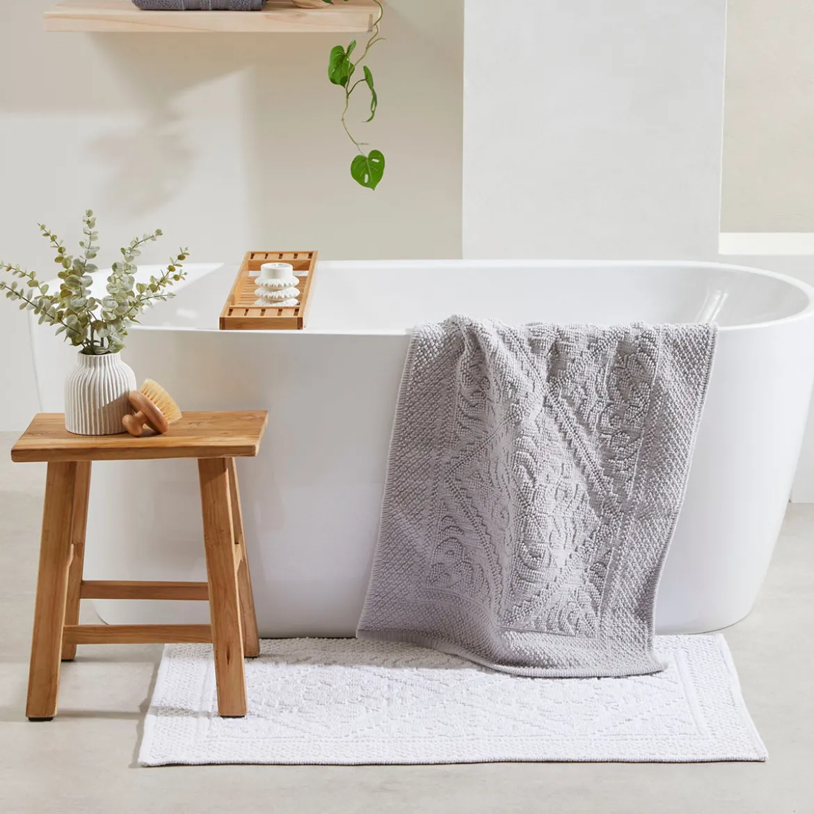 Classic Bath Rug