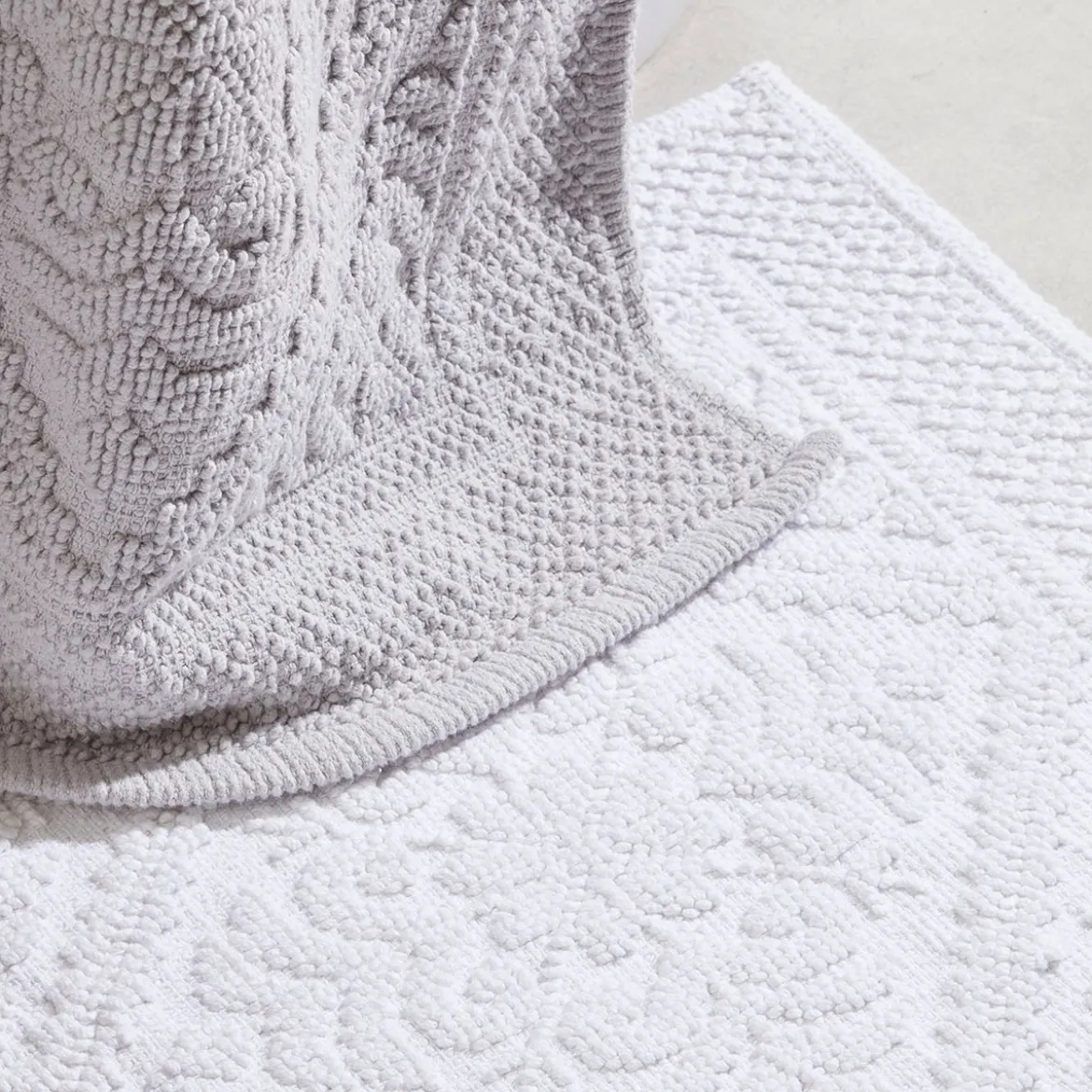 Classic Bath Rug