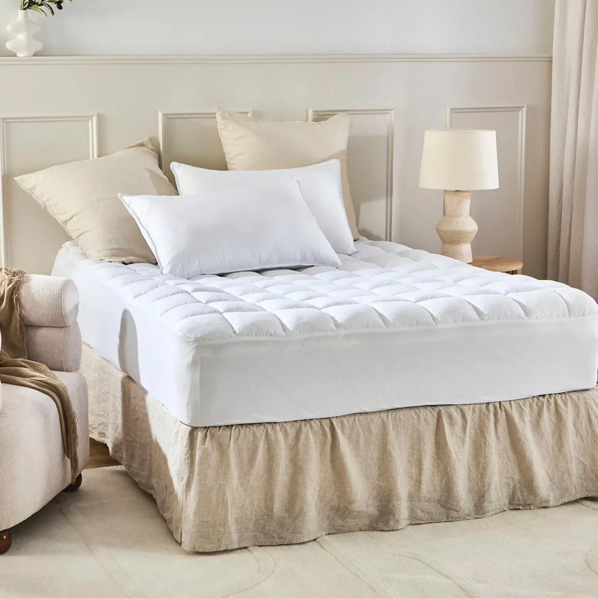 Classic Collection 750gsm Mattress Topper