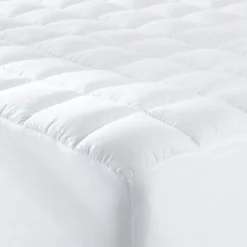 Classic Collection 750gsm Mattress Topper