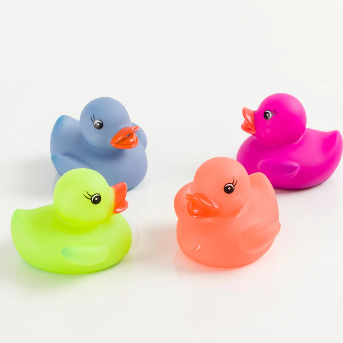 Colour Changing Duck Water Squirter - Assorted