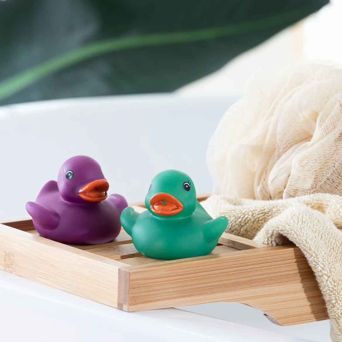 Colour Changing Duck Water Squirter - Assorted
