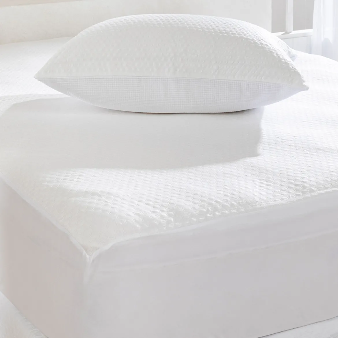 Comfort Science Ice Fibre Mattress Protector