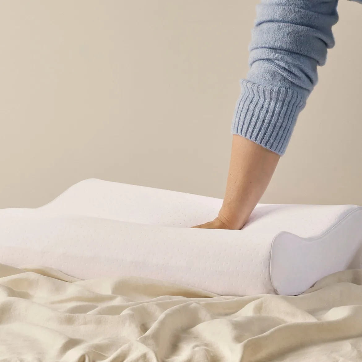 Comfort Science Medium Memory Foam Contour Pillow