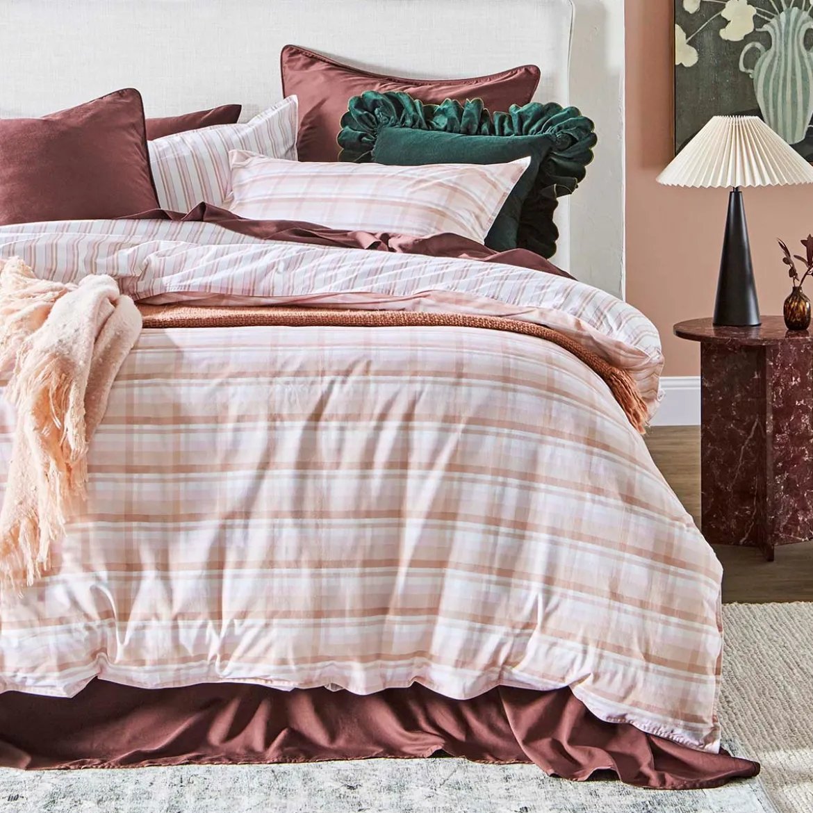 Daisy Reversible Check/Stripe Quilt Cover Set