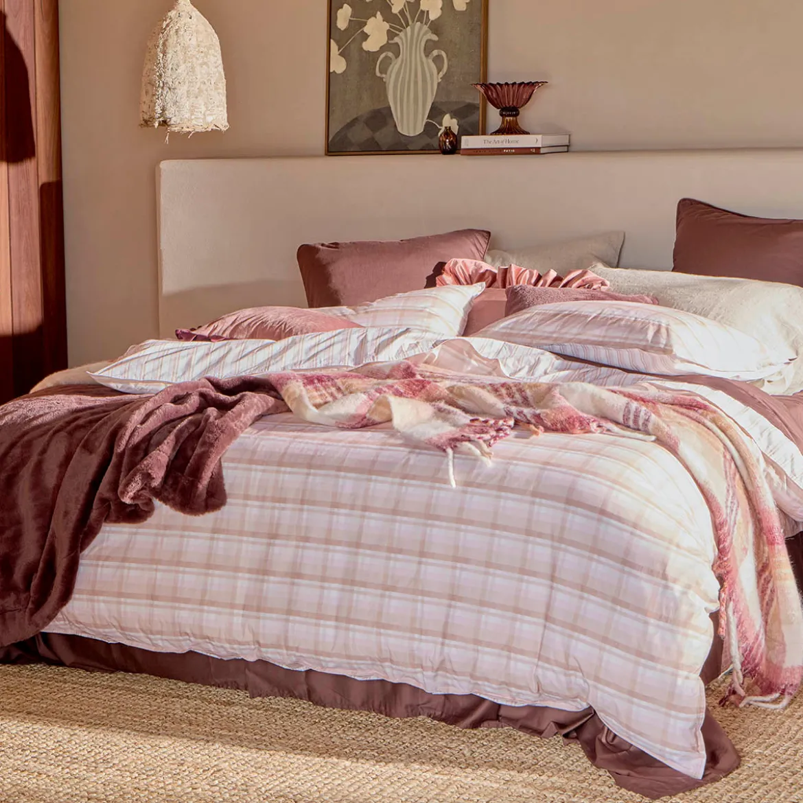 Daisy Reversible Check/Stripe Quilt Cover Set