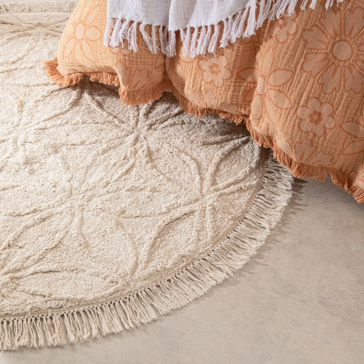 Daisy Round Floor Rug