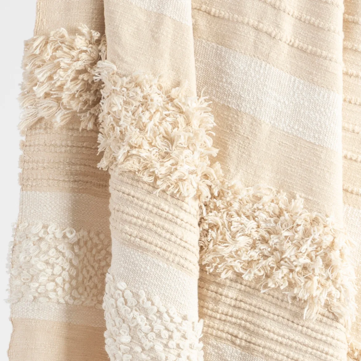 Daliah Cotton Tufted Throw