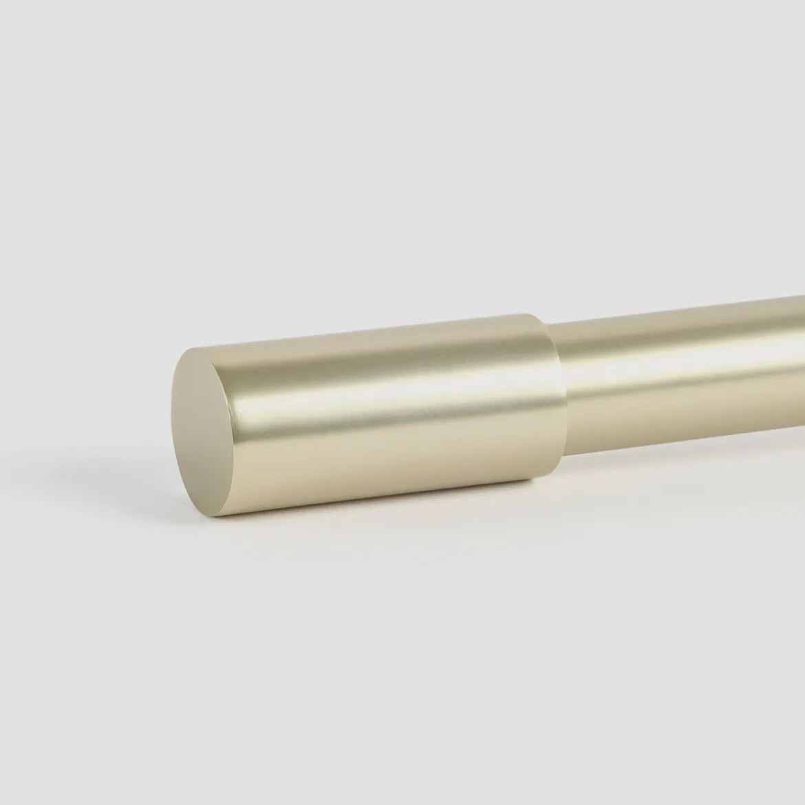 Dominic Champagne Gold Extendable Rod Set