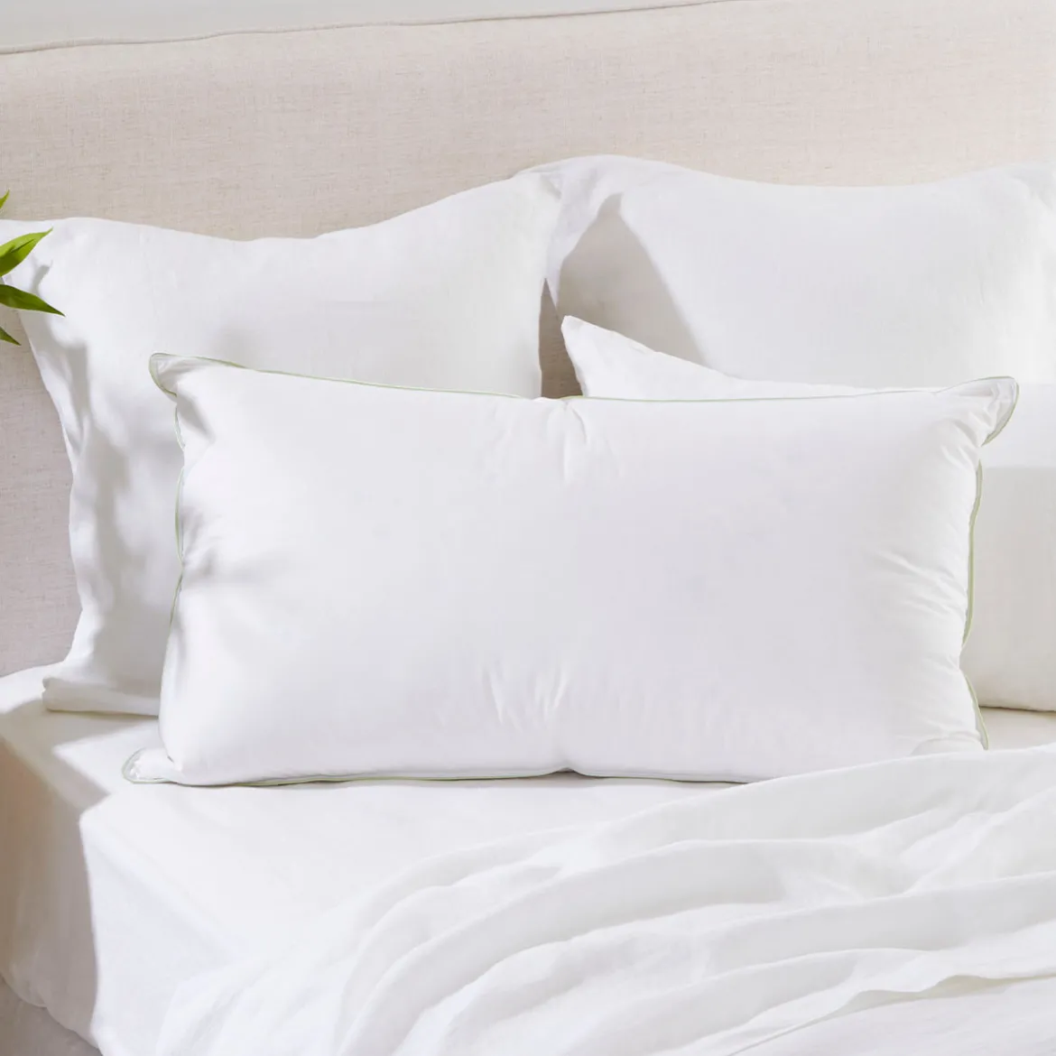 30/70 Duck Down Feather King Pillow
