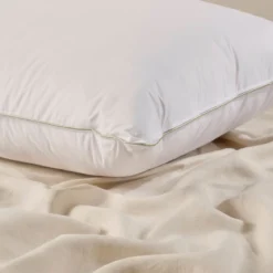 30/70 Duck Down Feather Medium Pillow
