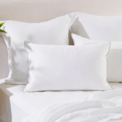 30/70 Duck Down Feather Medium Pillow