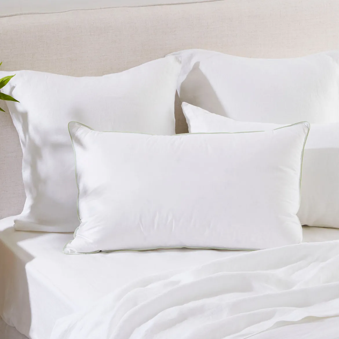 30/70 Duck Down Feather Queen Pillow