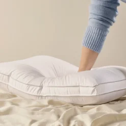 90/10 Goose Down Pillow