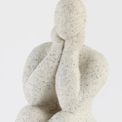Hanna Lady Statue
