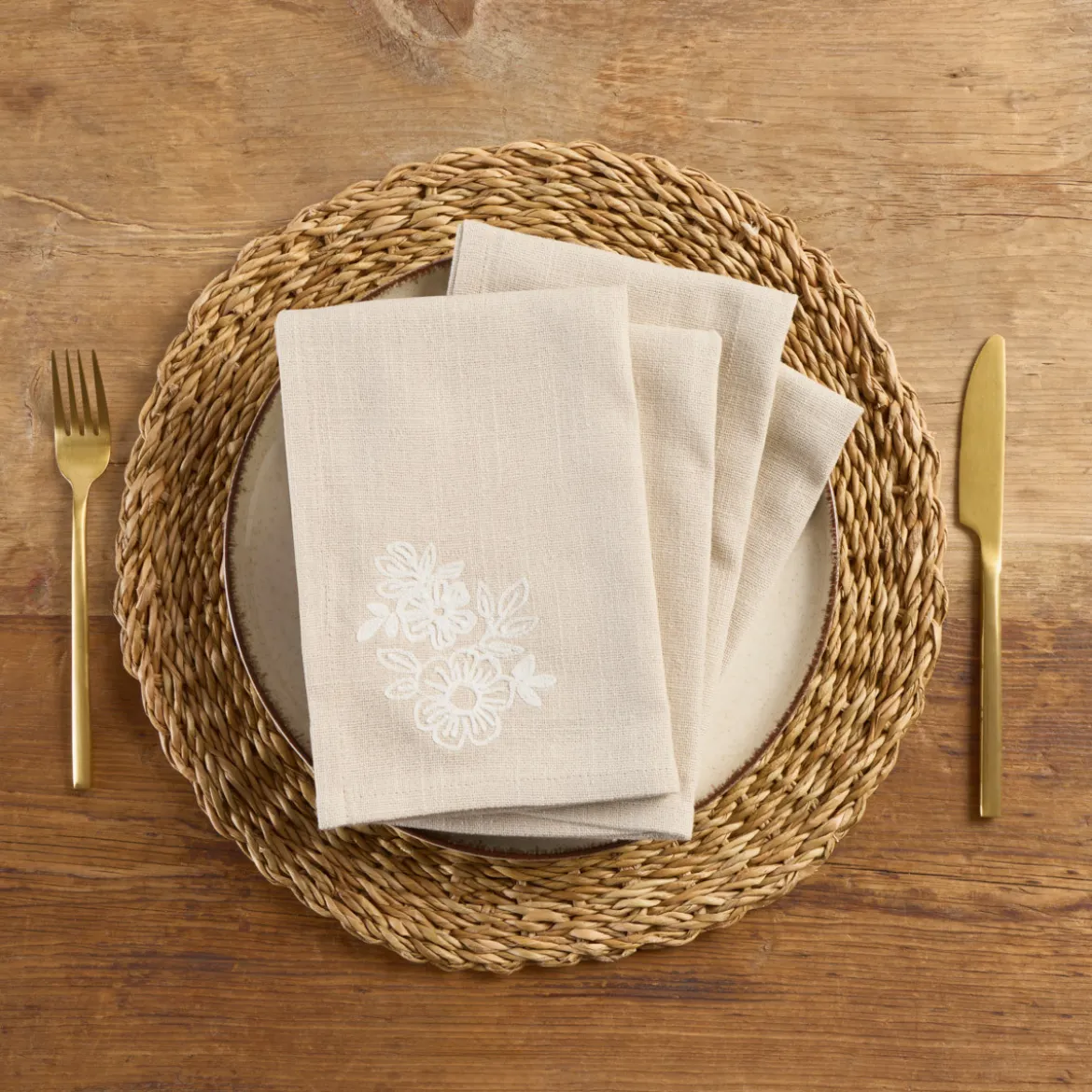 Harper Embroidered Napkin 4 Pack