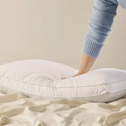 Hotel & Home Superior Microfibre King Size Pillow