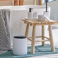 Hugo Bathroom Accessories
