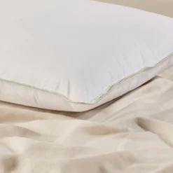 Hypoallergenic Microfibre Medium Pillow