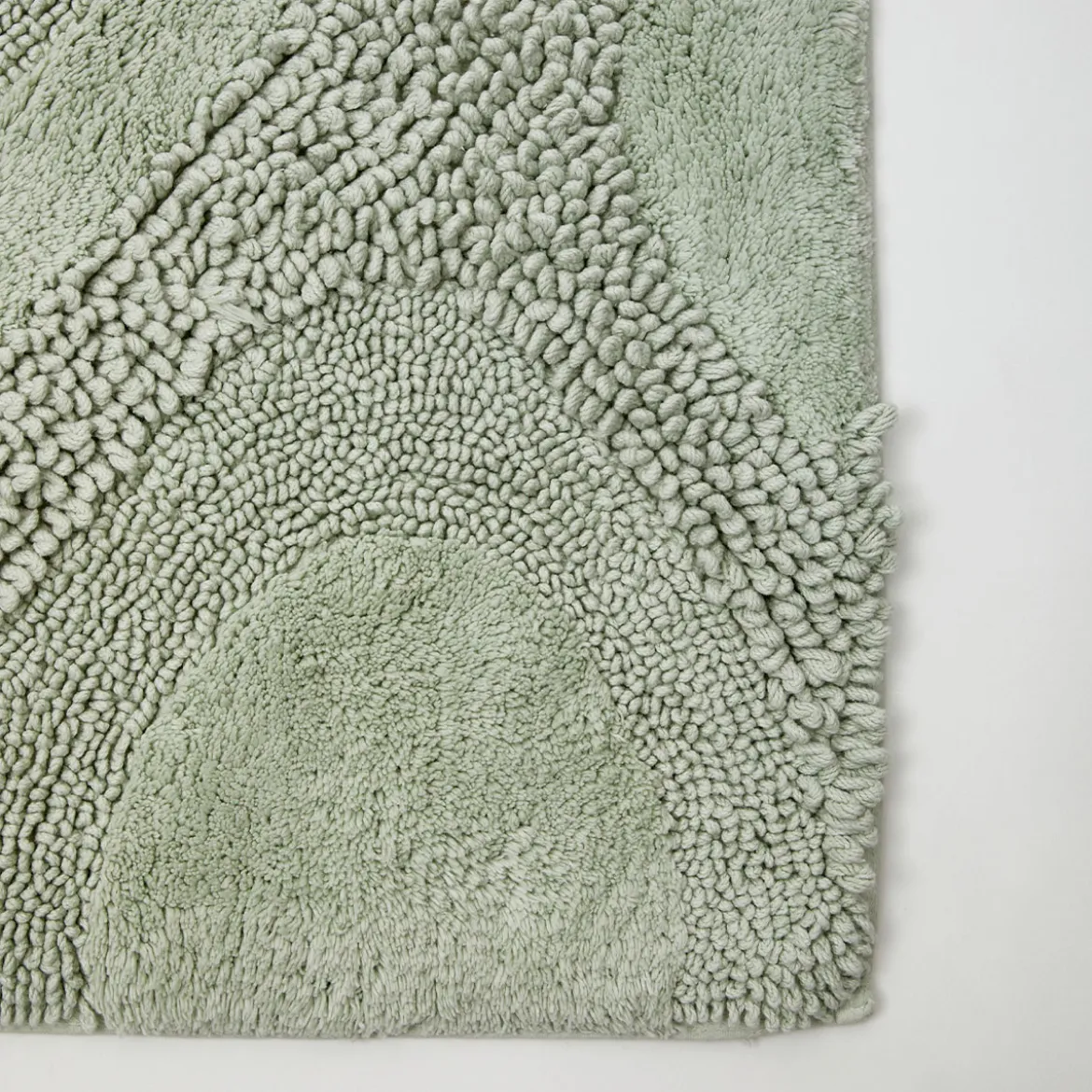 Isla Tufted Bath Mat