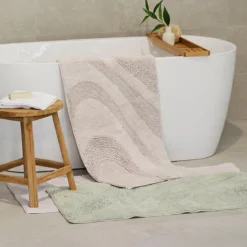 Isla Tufted Bath Runner
