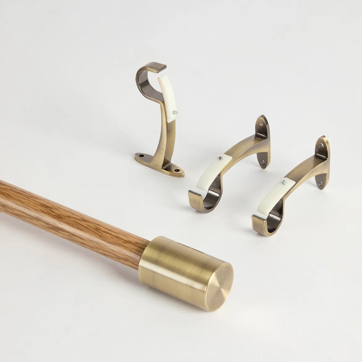 Jordan Brass Oak Veneer Extendable Rod Set