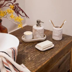 Juno Bay Bathroom Accessories