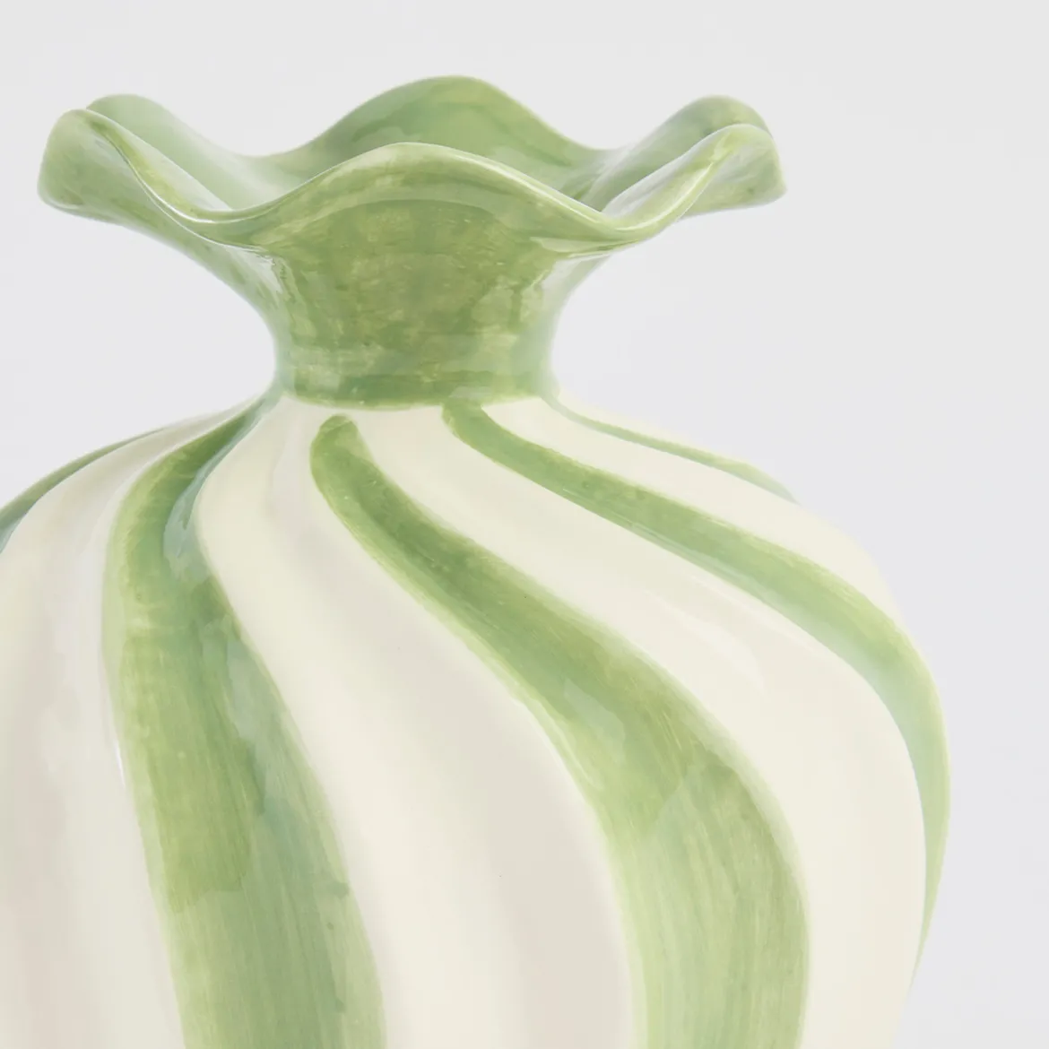 Lea Swirl Vase
