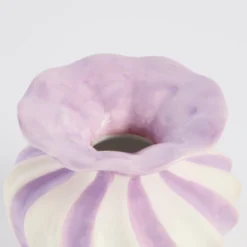 Lea Swirl Vase
