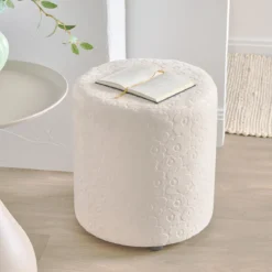 Lily Ottoman