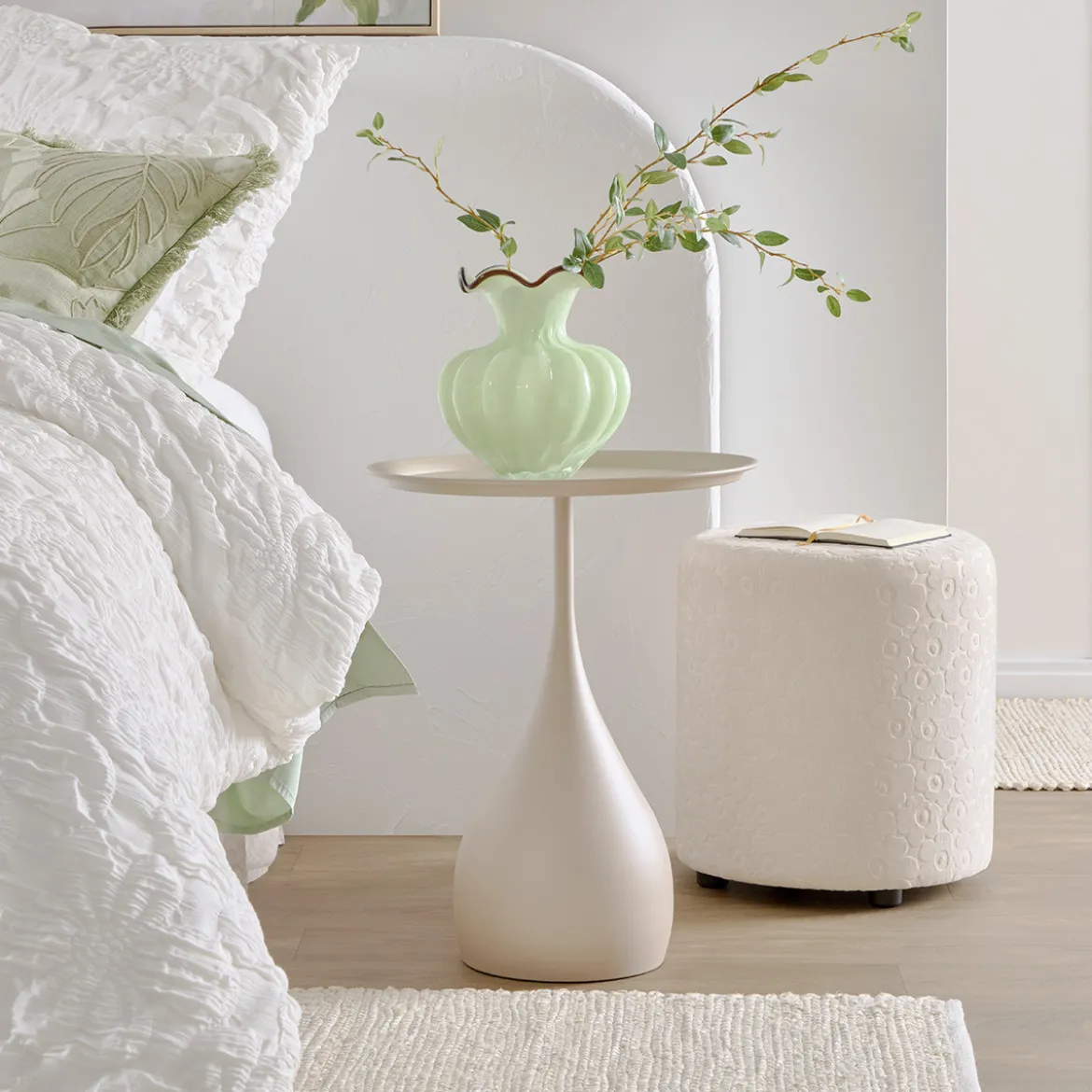 Lily Ottoman