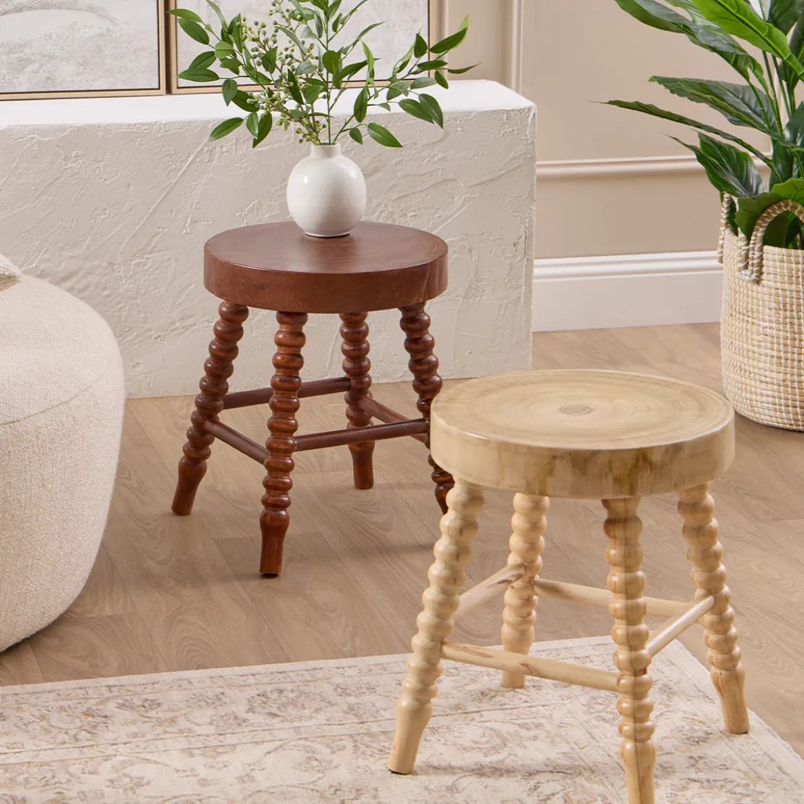 Lucy Stool