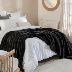 Luxe 520gsm Microfibre Blanket