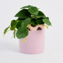 Maddi Wave Planter
