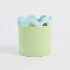Maddi Wave Planter