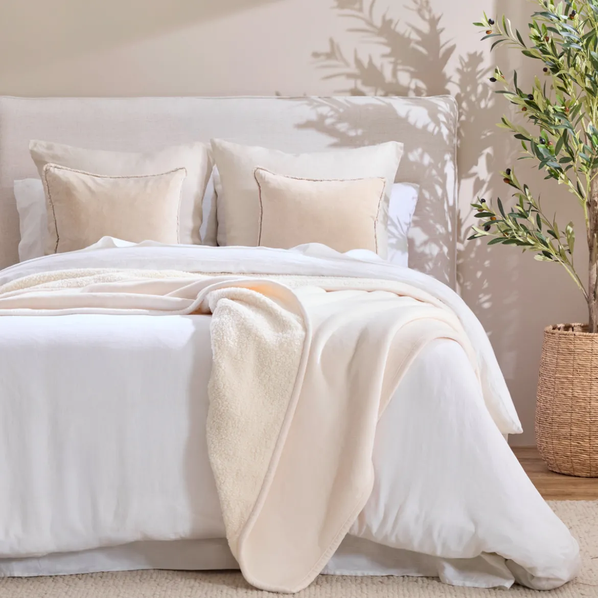 Marshmallow 510gsm Microfibre Blanket