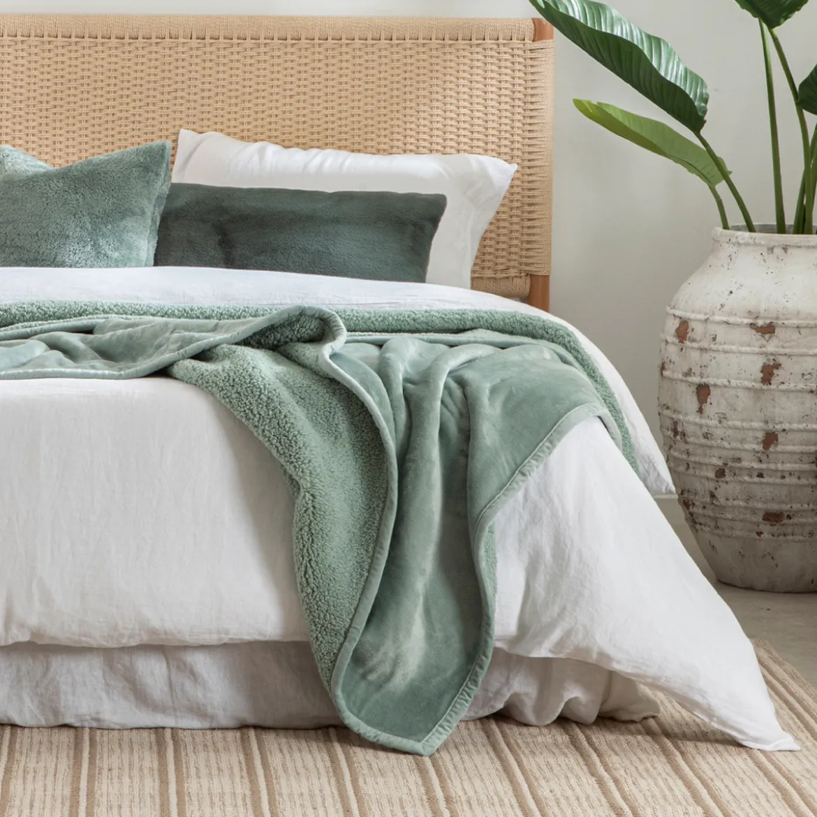 Marshmallow 510gsm Microfibre Blanket