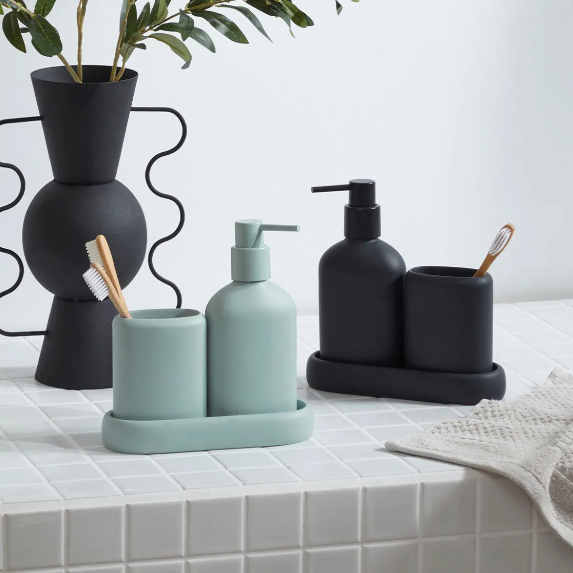 Mason Black Bathroom Accesories