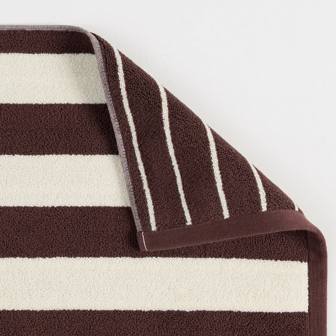 Maverick Mahogany Reversible Stripe Bath Mat